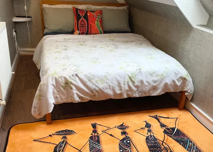 Crescent Loft Apartment - 1 Bed