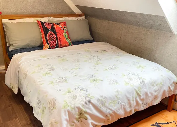 Crescent Loft Apartment - 1 Bed
