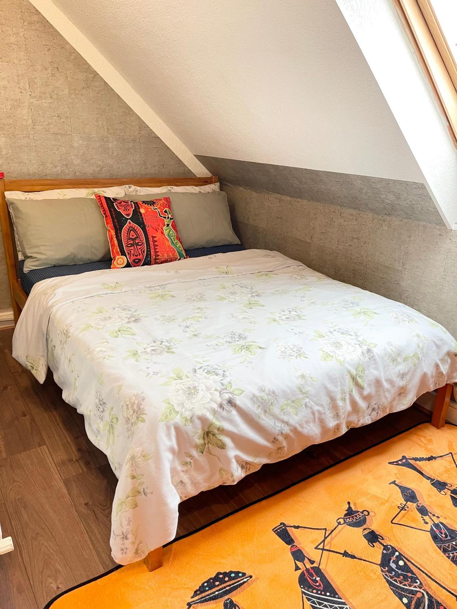 Crescent Loft - 1 Bed Apartment Goodmayes